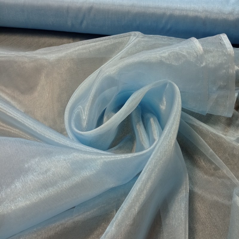 Tesatura organza baby blue